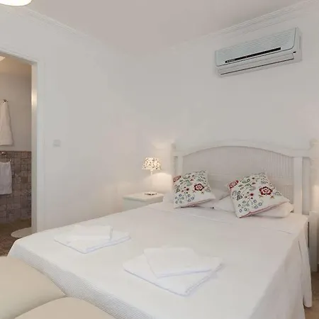 Villamer Bed & Breakfast Alacati