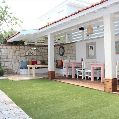 Couette-café Villamer Alaçatı