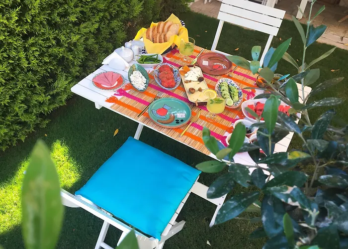 Oda ve Kahvaltı Villamer 4*