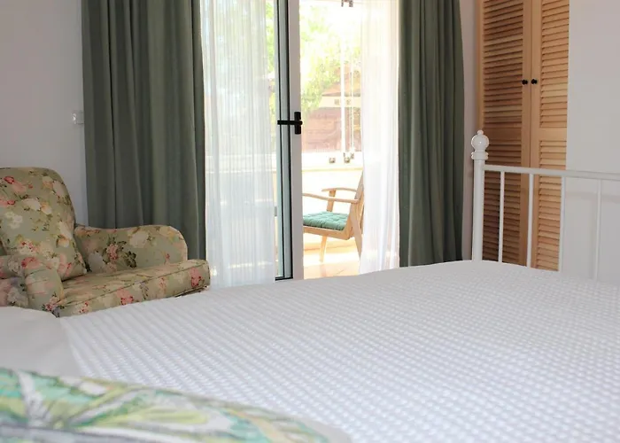 Villamer Oda ve Kahvaltı 4*